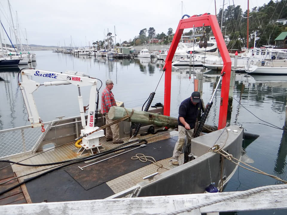Removing jetty pilings 1