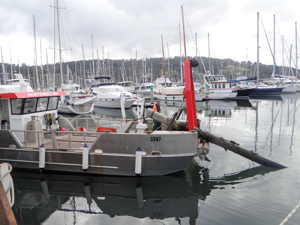 Removing jetty pilings 4